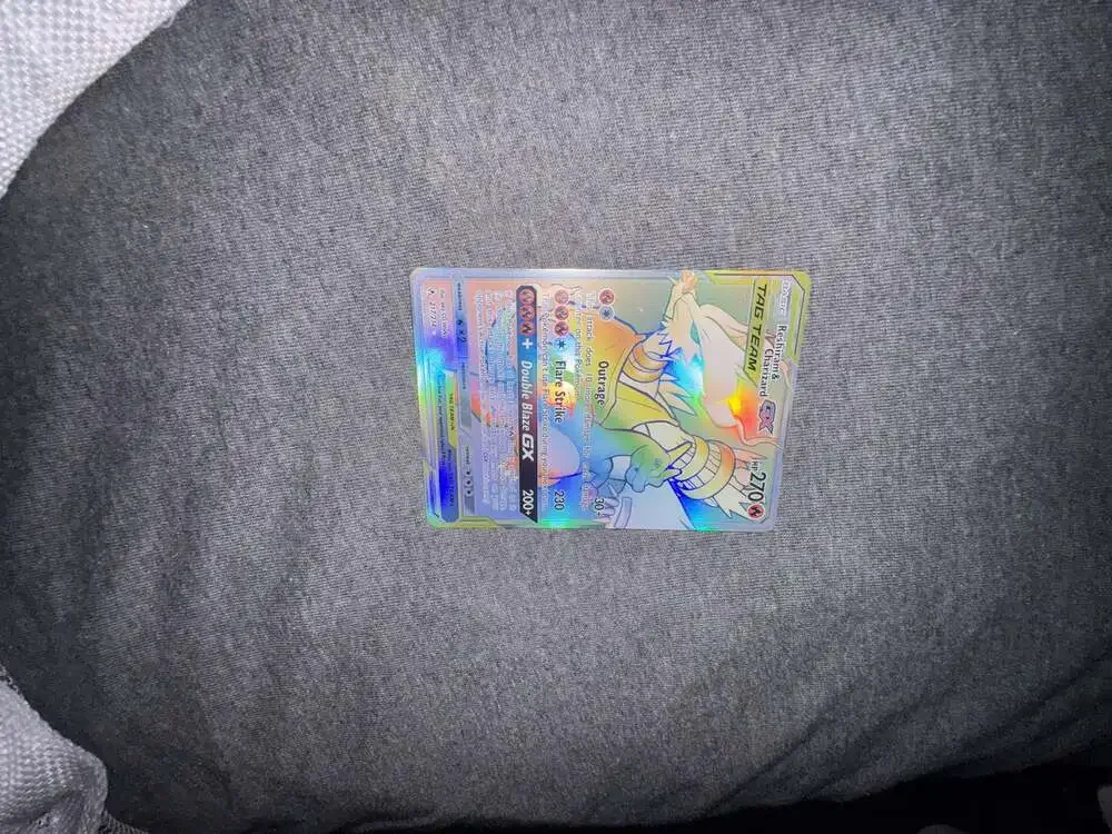 Reshiram & Charizard GX Rainbow Secret Rare 217/214 Tag Team Sun & Moon UB